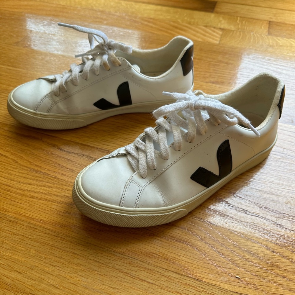 Veja sneakers